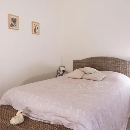 Nice Love Nest Well Located In