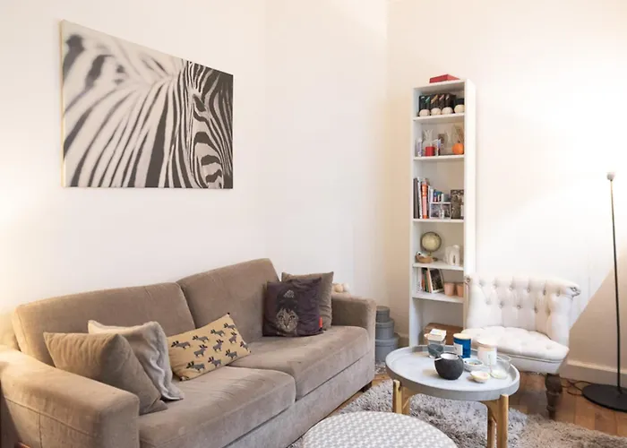 Apartment Nice Love Nest Well Located In *