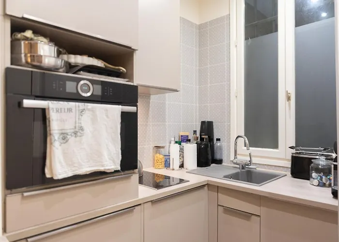 Apartment Nice Love Nest Well Located In *