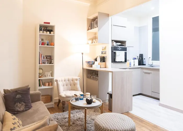 Апартаменты Nice Love Nest Well Located In